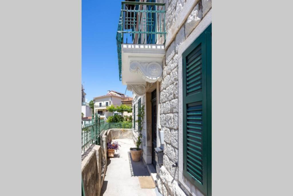 Luxurious Apartment Bella Lux In City Center With Free Parking Included! Split Eksteriør billede
